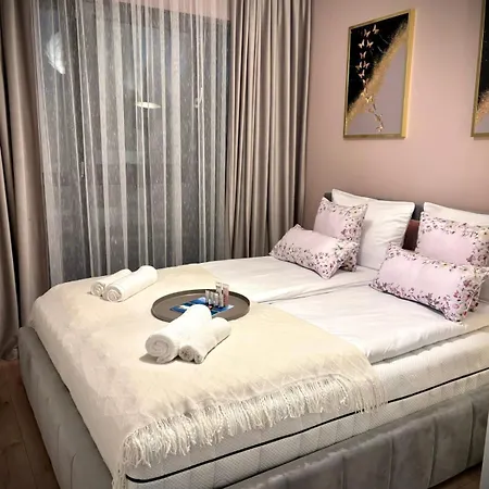 Апартаменты White Glove Deluxe Sobieszewo *