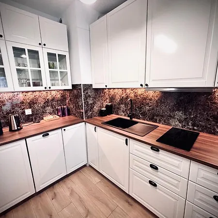 White Glove Deluxe Sobieszewo Апартаменты *