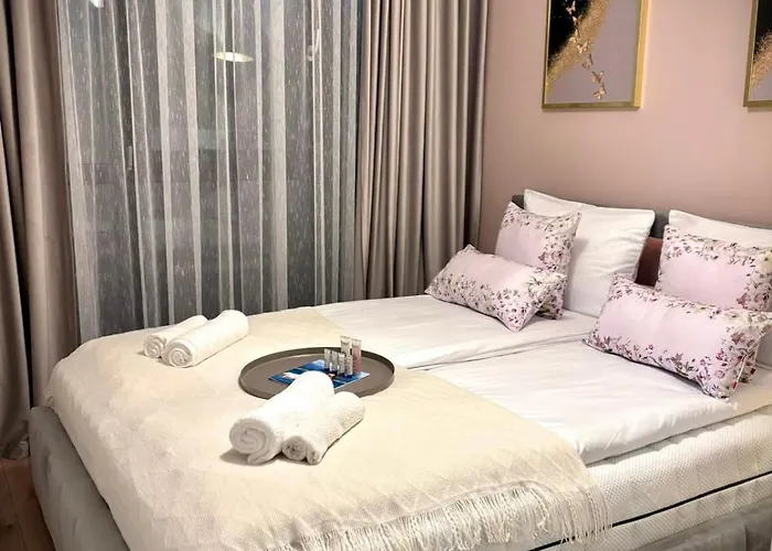 Апартаменты White Glove Deluxe Sobieszewo *