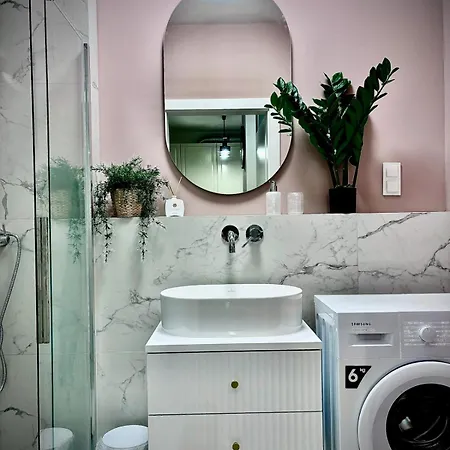 Daire White Glove Deluxe Sobieszewo *