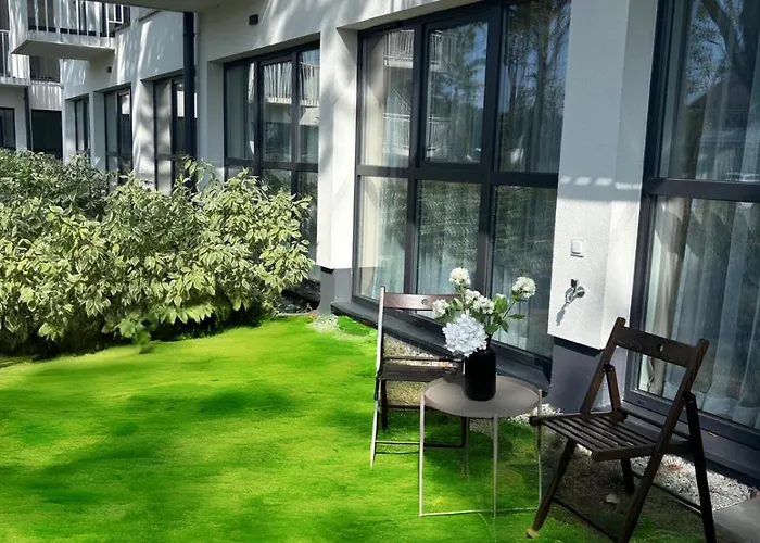 White Glove Deluxe Sobieszewo Danzica